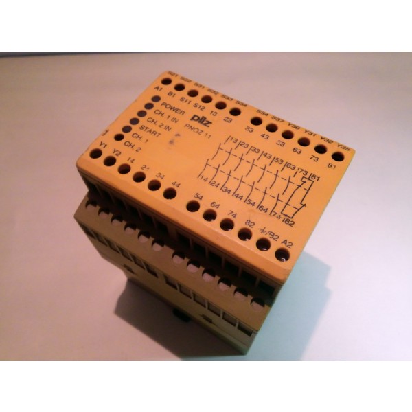 Safety Relay, PNOZ 11 7S/10, 774086, Pilz Made in GmbH